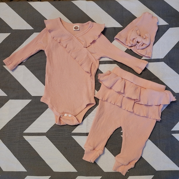 🌻Pink Ruffled Kids Matching Set - Picture 4 of 4